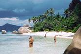 Great Holidays in Seychelles and Cheap Flight to Seychelles